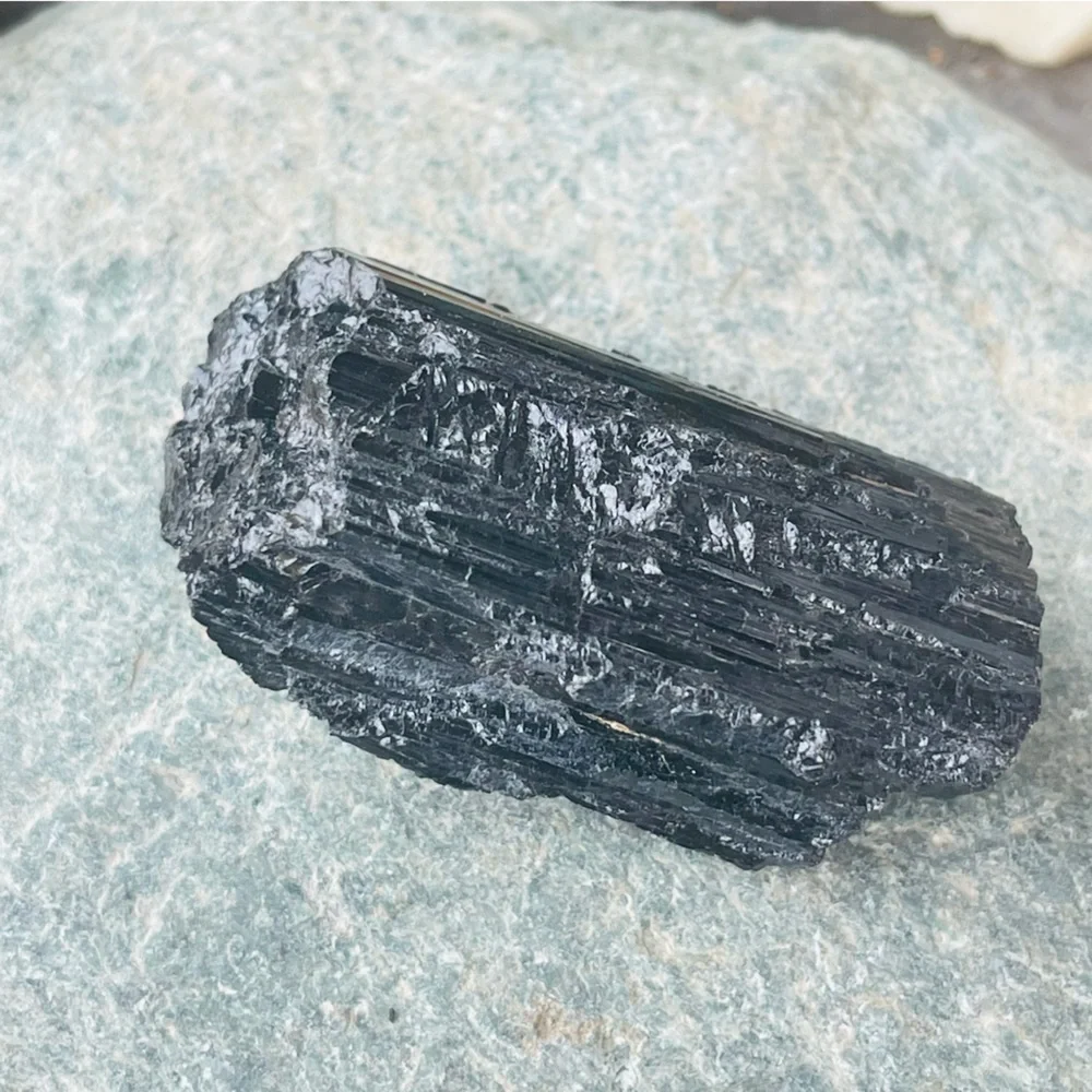 New Black Tourmaline Natural Crystal Free Form  Delicate Stone 34.5g